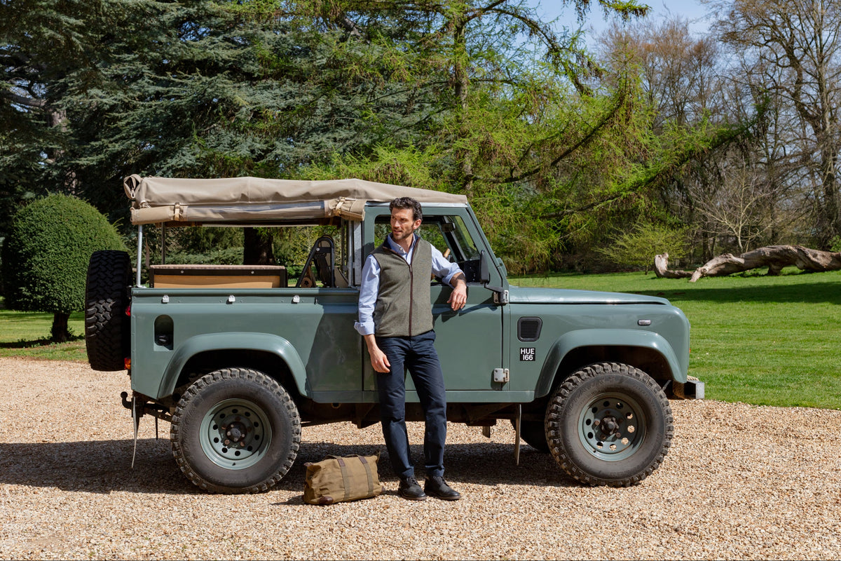 Illann Cashmere Reversible Gilet, Olive / Navy. Olive side out.