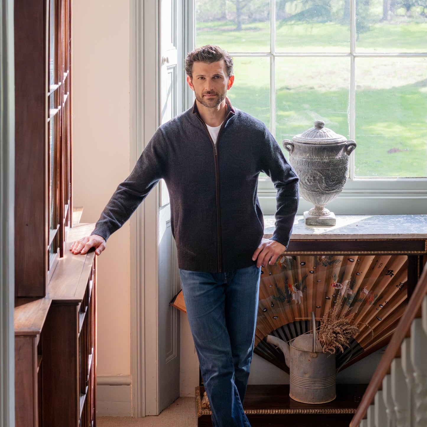 Cardigan Four - ply - Charcoal - IllannMen's Cardigan