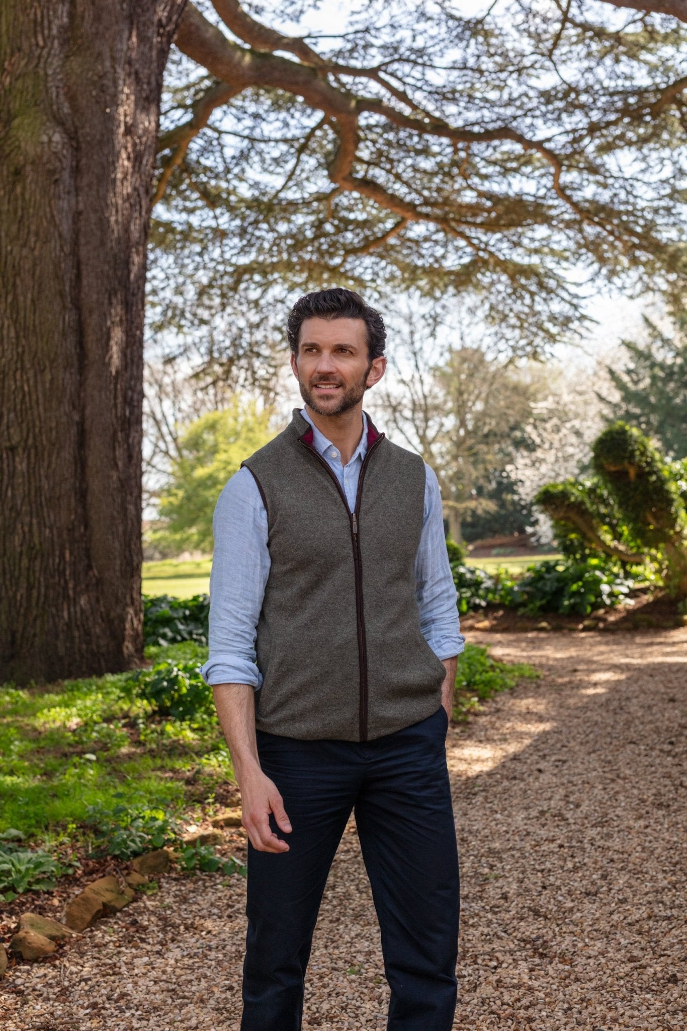 Reversible Gilet - Olive / Claret - IllannMen's Gilet