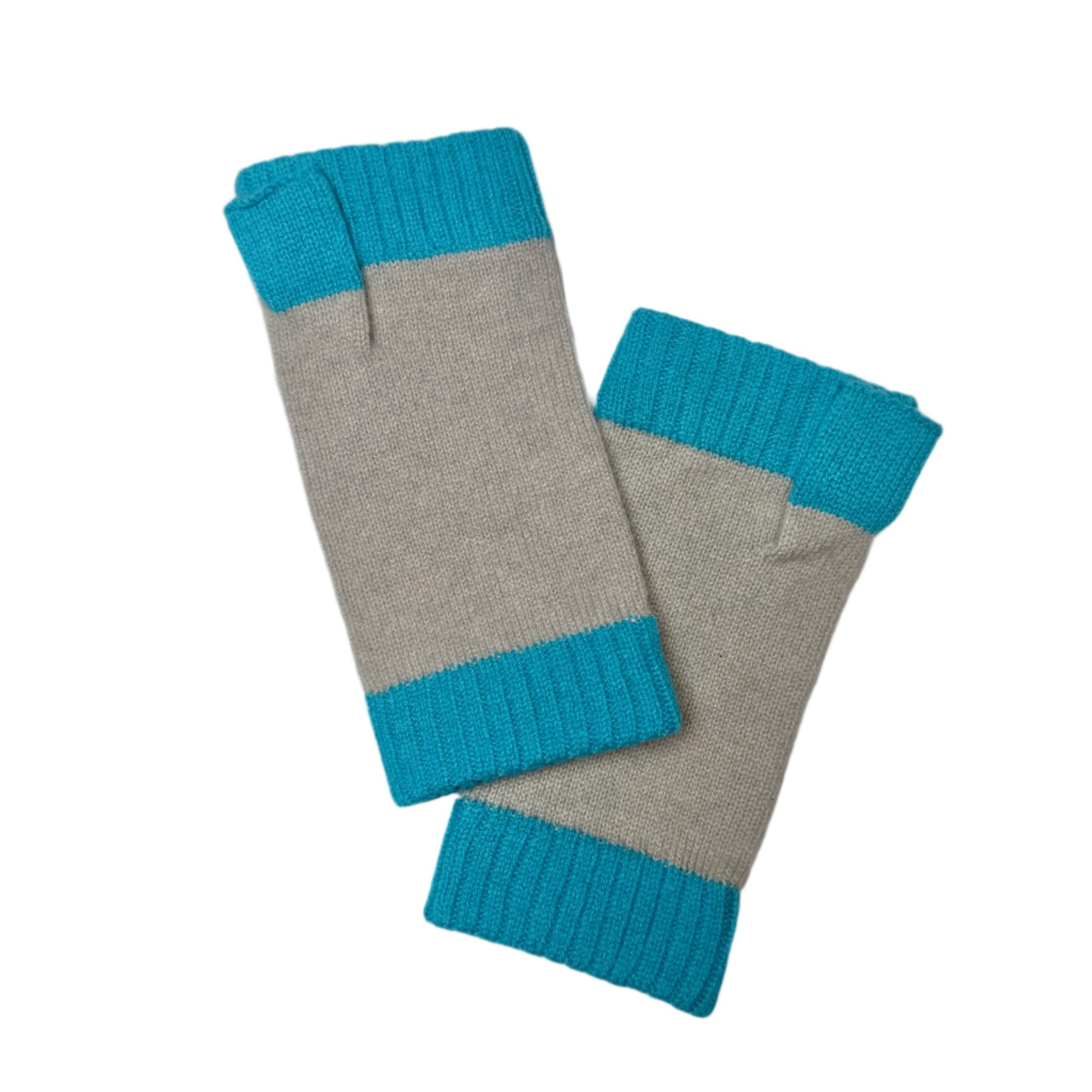 Turquoise - Wrist Warmer - IllannWrist Warmer