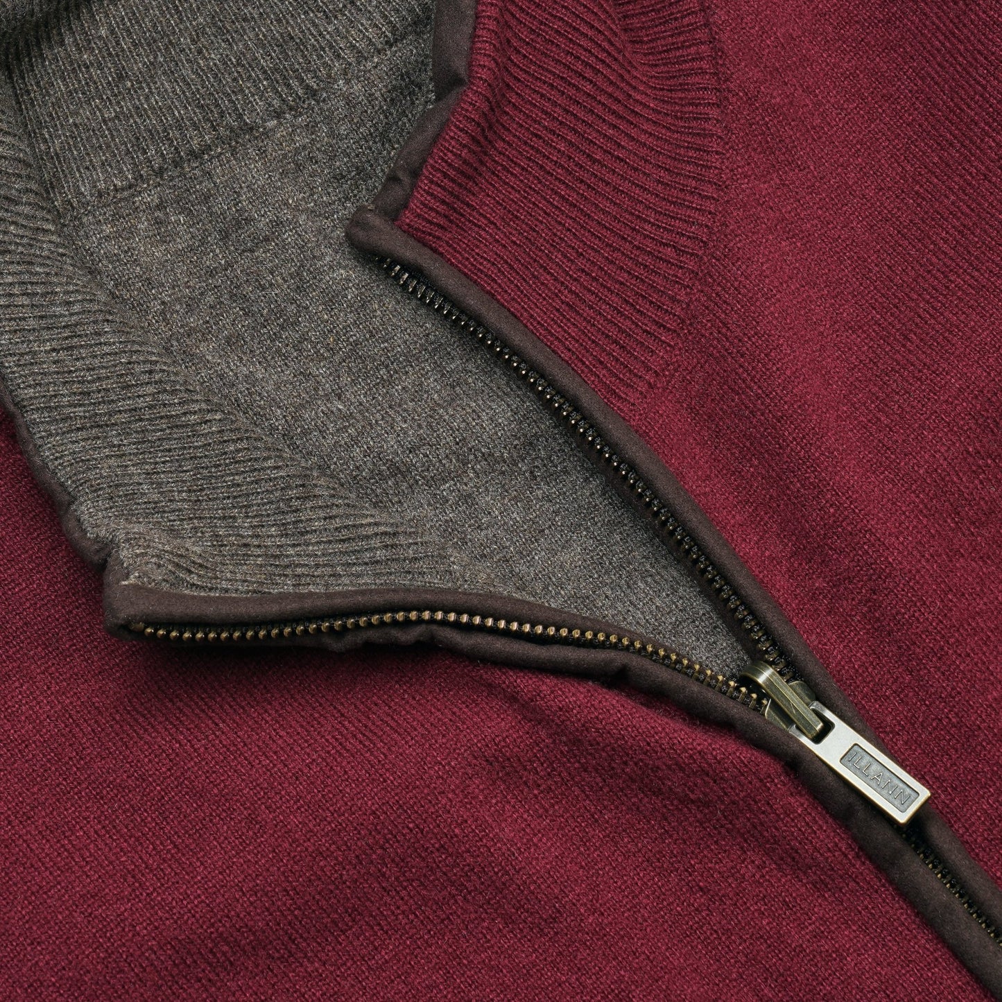 Reversible Gilet - Cedar / Claret - IllannMen's Gilet