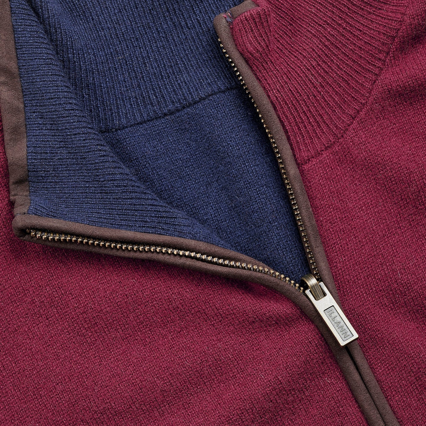 Reversible Gilet - Navy / Claret - IllannMen's Gilet